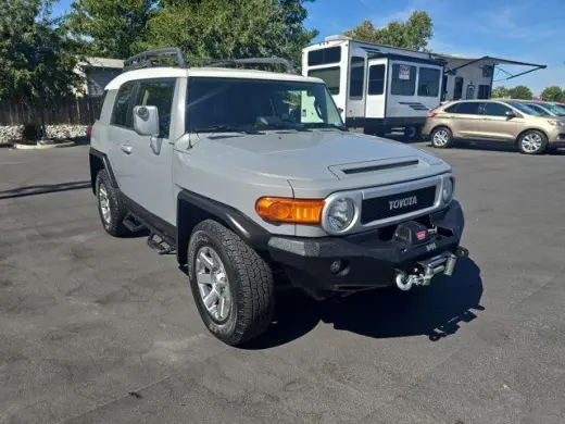 Toyota FJ Cruiser 2014 4x4 4p SUV 6M
