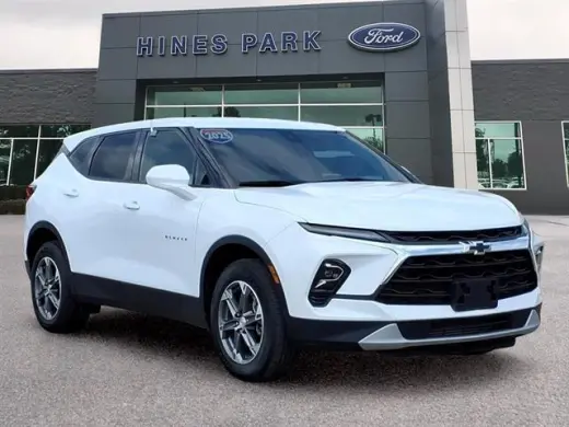 Chevrolet Blazer 2025 AWD LT 4dr SUV con paquete 2LT