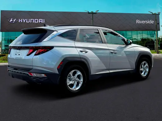 Hyundai TUCSON 2024 SEL SUV 4 puertas