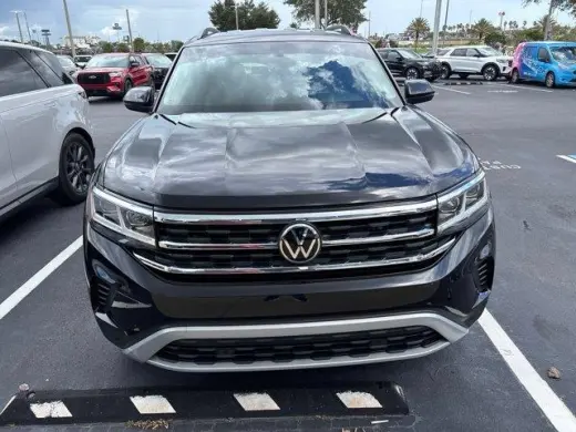 Volkswagen Atlas 2021 V6 SE 4dr SUV con Tecnología (lanzamiento a mitad de año)