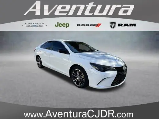 Toyota Camry 2016 SE 4p Sedano