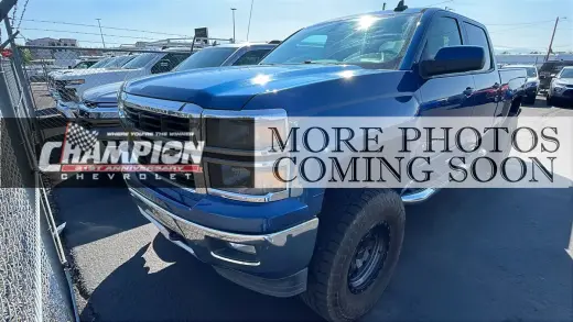 Chevrolet Silverado 1500 2015 4x4 LT Cabina Eureka con 4 puertas y caja de carga de 5,8 pies