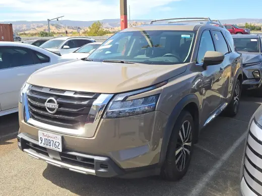 Nissan Pathfinder 2023 AWD Platinum 4p SUV