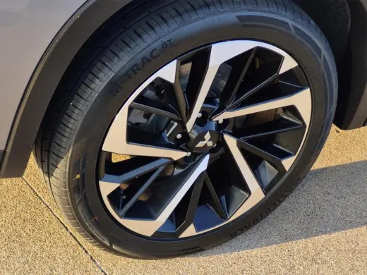 Mitsubishi Outlander 2023 4x4 SE 4p SUV