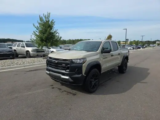 Chevrolet Colorado 2024 4x4 Trail Boss 4p Crew Cab 5 ft. SB