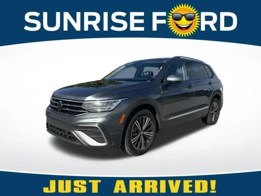 Volkswagen Tiguan 2024 Edición Wolfsburg 4p SUV