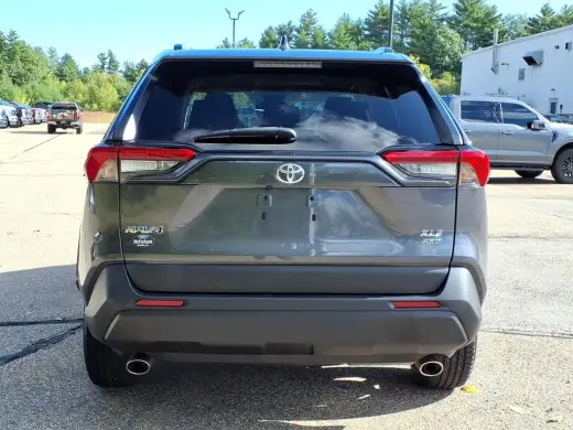 Toyota RAV4 2023 AWD XLE 4dr SUV