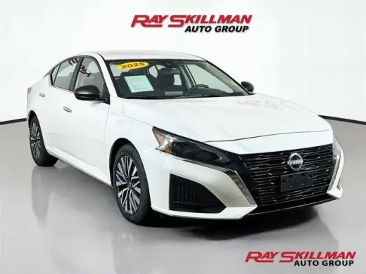 Nissan Altima 2025 2.5 SV 4dr Sedán