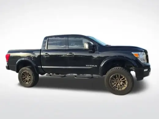 Nissan Titan 2023 4x4 SV 4dr Crew Cab 5.6 ft. SB