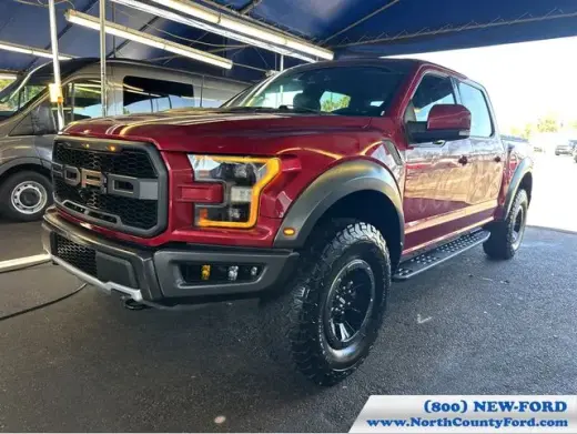 Ford F-150 2017 4x4 Raptor 4dr SuperCrew 5.5 ft. SB