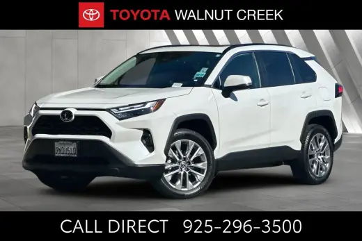 Toyota RAV4 2024 AWD XLE Premium 4dr SUV