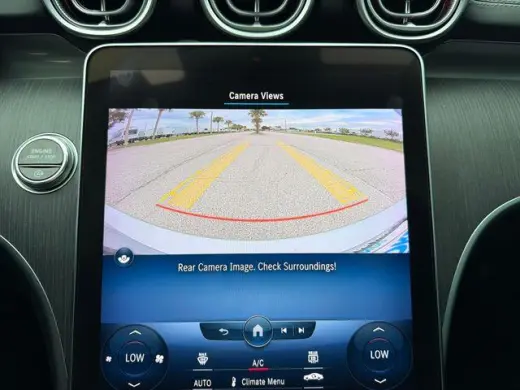 Clase C Mercedes-Benz 2022 AWD C 300 4MATIC Sedan de 4 puertas