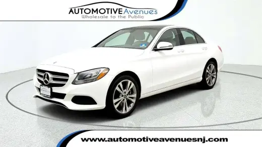 Mercedes-Benz Clase C 2018 tracción integral C 300 4MATIC 4dr Sedán
