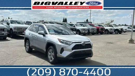 Toyota RAV4 2025 XLE 4p SUV