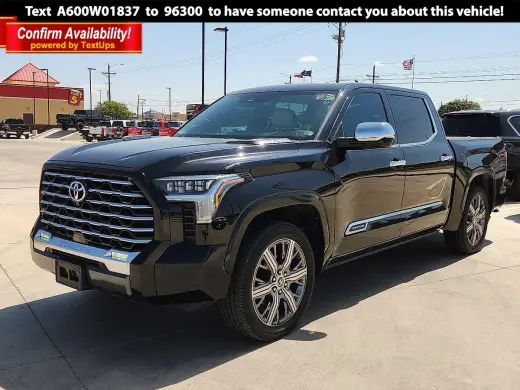 Toyota Tundra 2022 4x4 Capstone HV 4P CrewMax Cab Camión SB