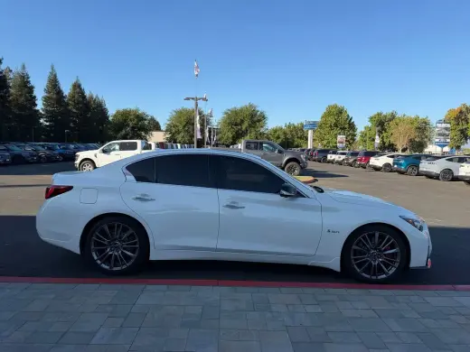 INFINITI Q50 2019 Red Sport 400 4dr Sedán