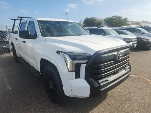 Toyota Tundra 2022 4x2 SR 4p Puerta Máxima Cabina Tripla Camioneta SB
