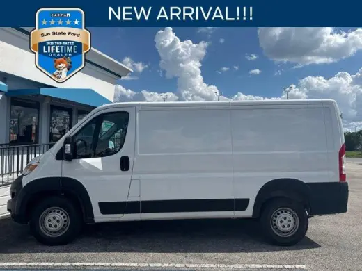 Ram ProMaster 2025 Tradesman 2500 136 WB 3dr Low Roof Cargo Van sin asiento de pasajero