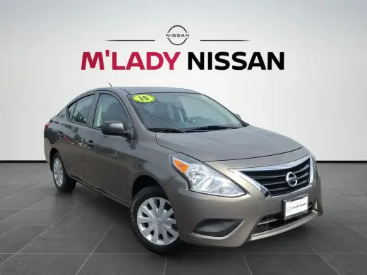 Nissan Versa 2015 1.6 S Plus 4dr Sedán
