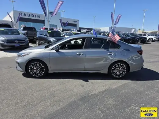 Kia Forte 2022 GT 4p Sedan 6M