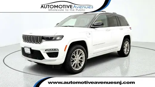 Jeep Grand Cherokee 2023 4x4 Summit 4xe 4dr SUV