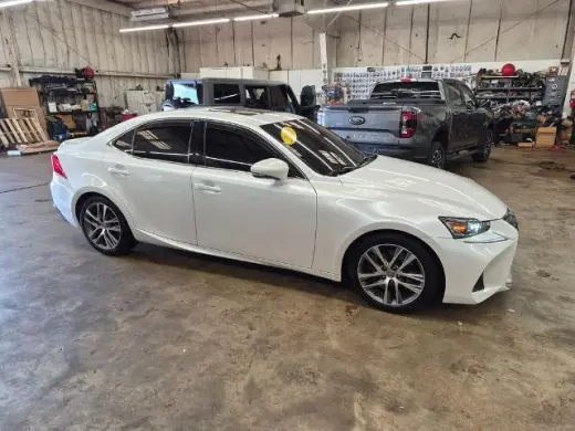Lexus IS 300 2020 4p Sedan