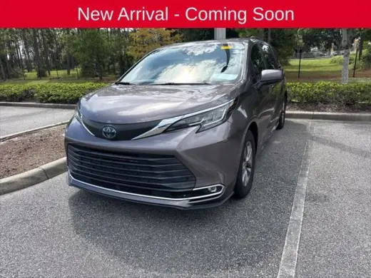 Toyota Sienna 2021 XLE 7-Passenger 4dr Mini-Van