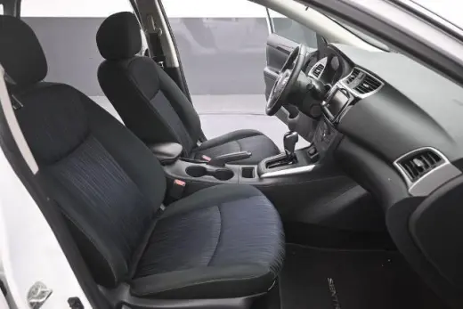Nissan Sentra 2019 S 4dr Sedán 6M