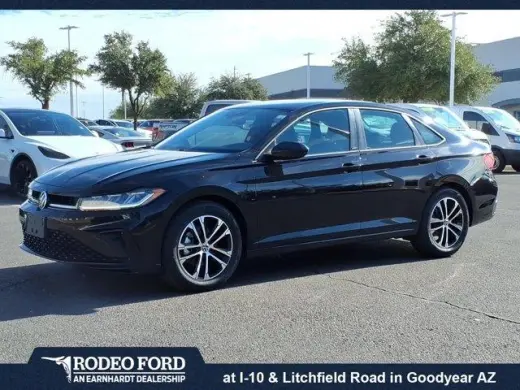 Volkswagen Jetta 2025 Sport 4dr Sedán