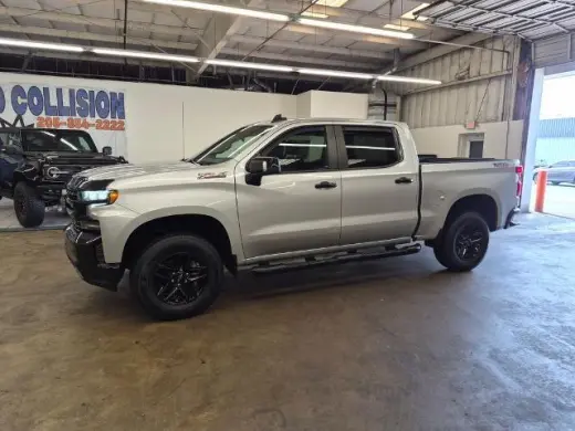 Chevrolet Silverado 1500 2019 4x4 LT Trail Boss 4p Crew Cab 5.8 ft. SB