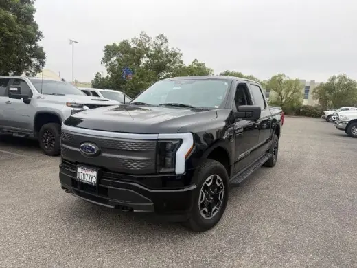 Ford F-150 Lightning 2023 AWD XLT 4p SuperCab 5.5 pies SB