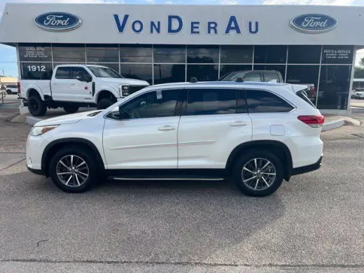 Toyota Highlander 2019 XLE SUV de 4 puertas