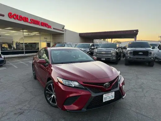 Toyota Camry 2018 SE 4dr Sedán