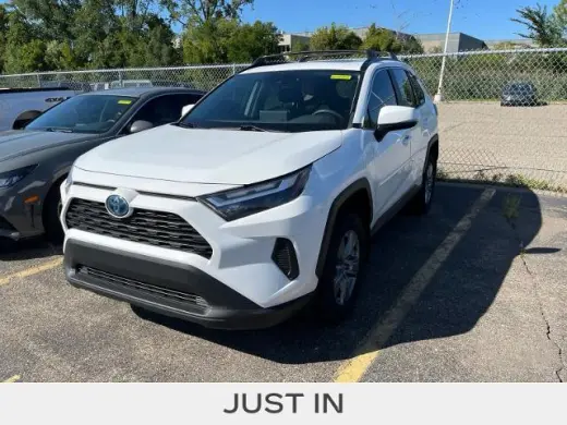Toyota RAV4 Híbrido 2022 AWD XLE SUV de 4 puertas