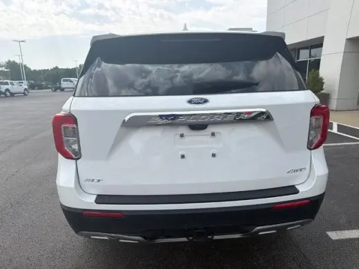 Ford Explorer 2023 AWD XLT SUV de 4 puertas
