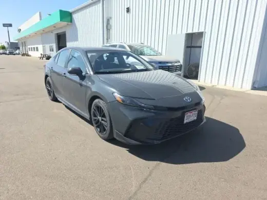 Toyota Camry 2025 SE Sedán de 4 puertas