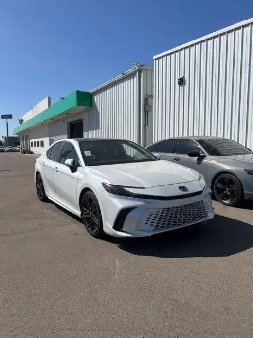 Toyota Camry 2026 SE Sedán 4 puertas