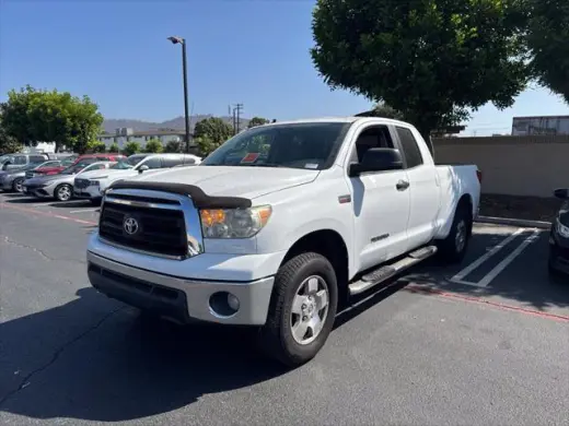 Toyota Tundra 2012 4x2 Grado 4 Double Cabina Camioneta SB (5.7L V8)