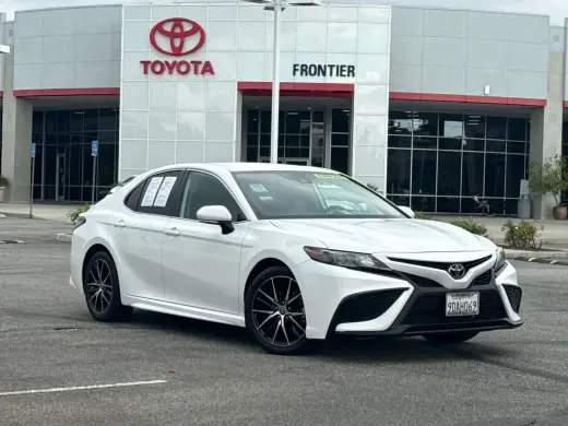 Toyota Camry 2023 AWD SE 4dr Sedán