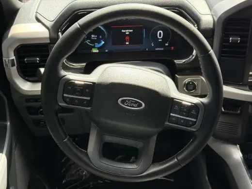 Ford F-150 Lightning 2023 AWD XLT 4p SuperCrew 5.5 ft. SB