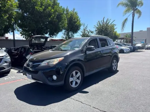 Toyota RAV4 2014 XLE SUV 4 puertas