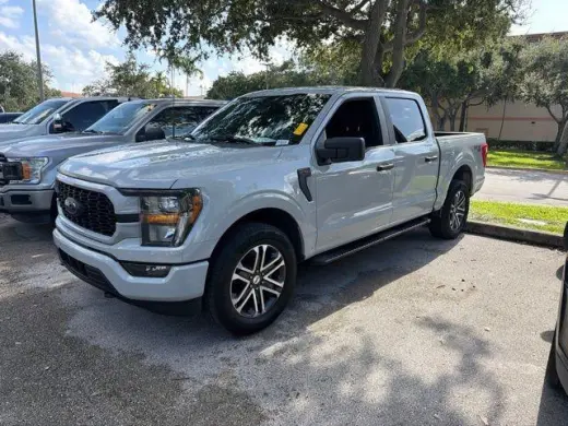 Ford F-150 2023 4x4 XL 4dr SuperCrew 5.5 ft. SB