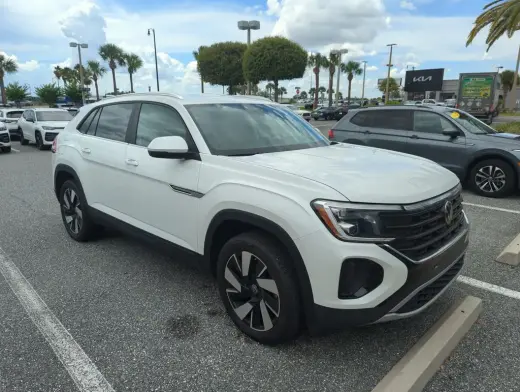 Volkswagen Atlas Cross Sport 2026 SE 4dr SUV con Tecnología