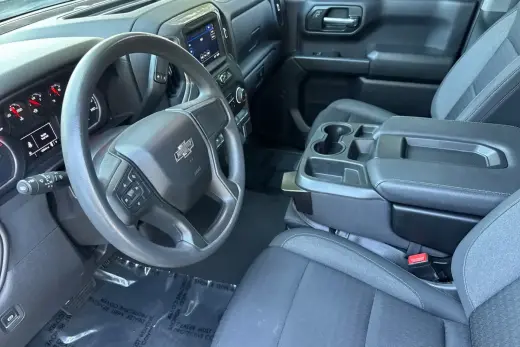 Chevrolet Silverado 1500 2023 4x2 Custom 4dr Crew Cab 5.8 ft. SB