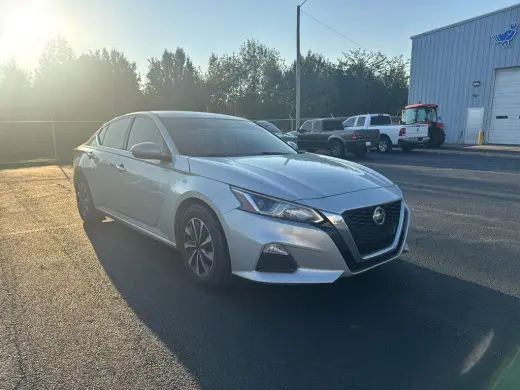 Sedán 4 puertas Nissan Altima 2019 2.5 S