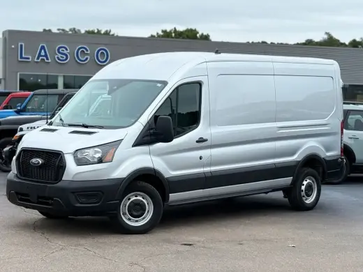Ford Transit 2025 150 3dr LWB Techo Medio Furgón de Carga