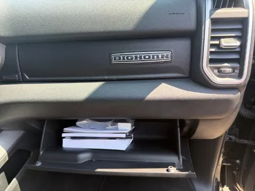 Ram 1500 2022 4x2 Big Horn 4dr Crew Cab 5.6 ft. SB Pickup