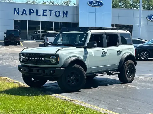 Ford Bronco 2023 4x4 Base Advanced 4dr SUV