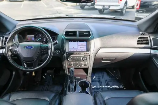 Ford Explorer 2017 AWD XLT 4dr SUV