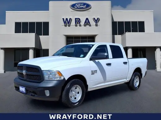 Ram 1500 Classic 2022 4x4 Tradesman 4dr Cabina de Tripulacion Crew 5.5 ft. SB Pickup